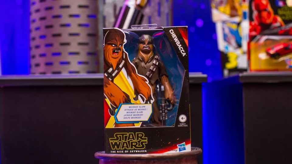 Đồ chơi mô hình nhân vật Chewbacca. (Ảnh: Cnet)