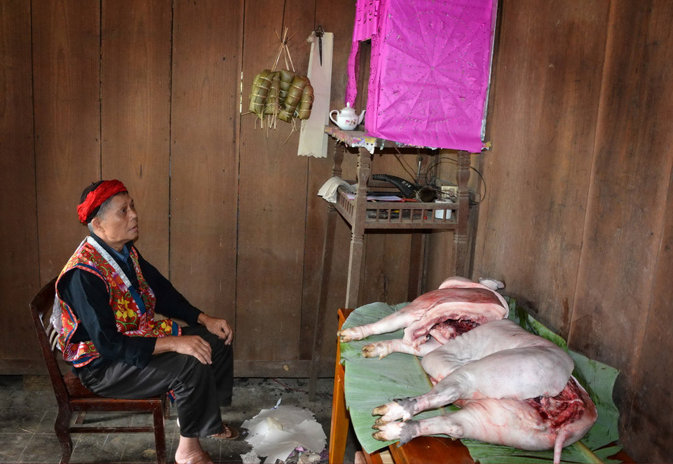 Lễ hội Cầu mùa người Dao ở Yên Bái được tổ chức hàng năm tại gia đình có uy tín, hoặc gia đình thu hoạch được nhiều thóc, ngô nhất năm qua. (Ảnh: Thế Duyệt/TTXVN)