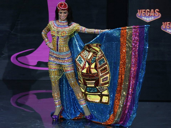 Hoa hậu Bolivia Alexia Viruez.