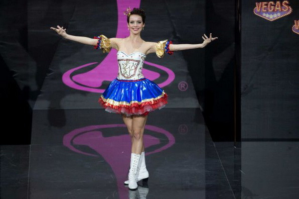 Hoa hậu Cộng hòa Czech Gabriela Kratochvílová.