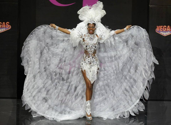 Hoa hậu Angola Vaumara Rebelo.