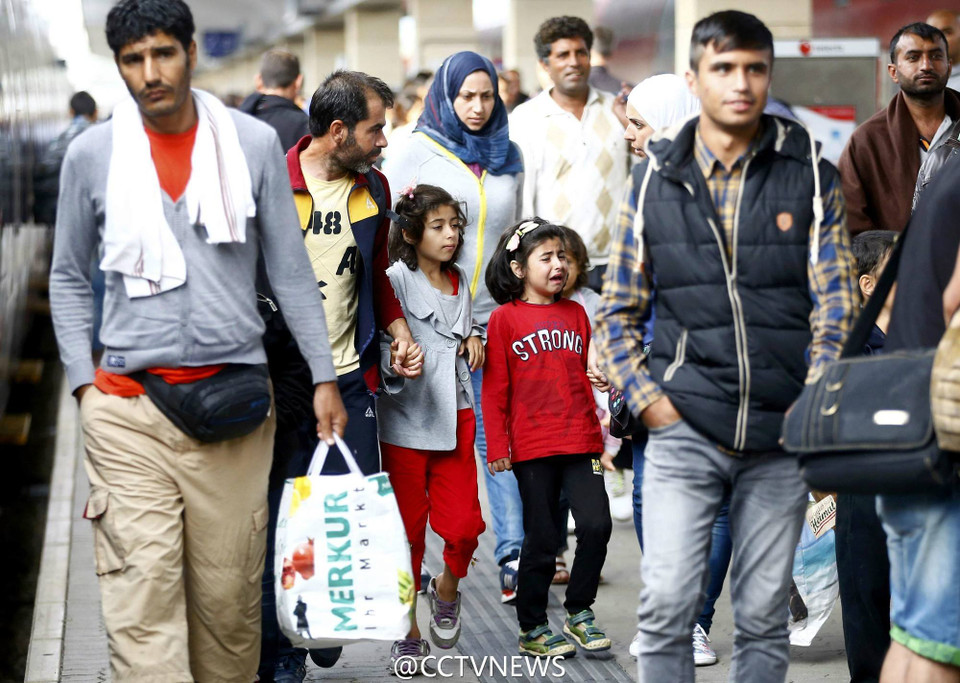Tuy vậy, tương lai với những người nhập cư vẫn còn là một dấu hỏi.