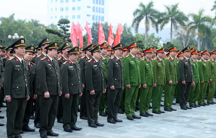 Các lực lượng trong Công an tỉnh Lào Cai tham dự lễ ra quân. (Ảnh: Quốc Khánh/TTXVN)