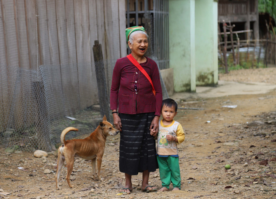 Cuộc sống hàng ngày của người dân bản Na Ngân, xã Nga My. (Ảnh: Xuân Tiến/TTXVN)