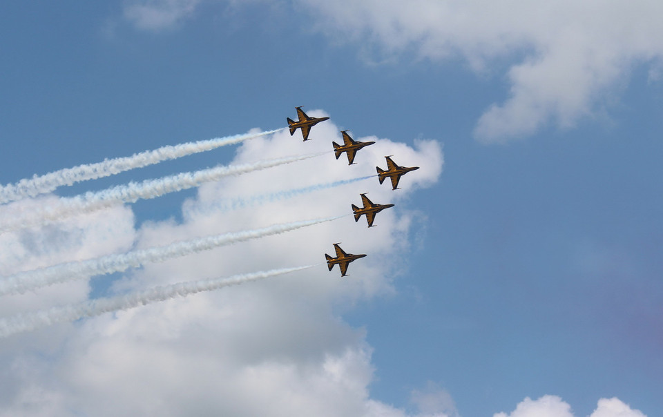 Pha bay xếp hình đẹp mắt của đội bay Hàn Quốc trong ngày khai mạc Singapore Air Show 2016. (Ảnh: Lê Hải-Mỹ Bình/Vietnam+)