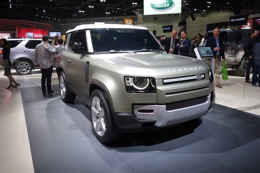 Land Rover Defender phiên bản 2020.