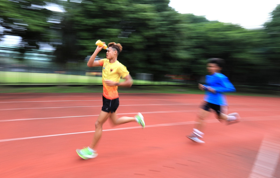 Đội tuyển điền kinh quốc gia tập luyện chuẩn bị cho các giải đấu lớn trong năm nay. (Ảnh: Thành Đạt/TTXVN)