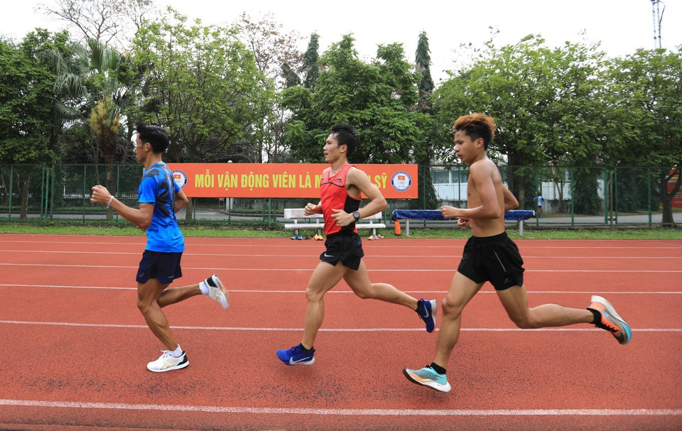 Ngay sau Tết Nguyên đán Tân Sửu 2021, các đội tuyển thể thao Việt Nam đã triển khai ngay công tác huấn luyện, tập luyện để hướng tới những giải đấu lớn trong nước cũng như quốc tế đặc biệt là Đại hội thể thao Đông Nam Á lần thứ 31 (SEA Games 31). (Ảnh: Thành Đạt/TTXVN)