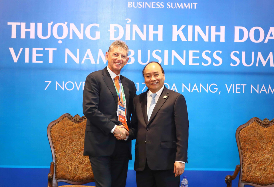 Chiều 7/11/2017, tại Đà Nẵng, Thủ tướng Nguyễn Xuân Phúc tiếp ông Liam Mallon, Chủ tịch Công ty ExxonMobil Development (Hoa Kỳ). (Ảnh: TTXVN)