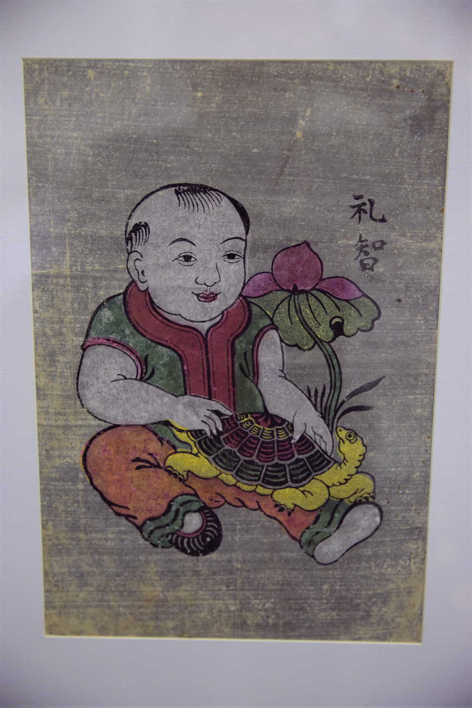 Các bức tranh dân gian Đông Hồ được trưng bày tại triển lãm. (Ảnh: Vi Diệu/Vietnam+)