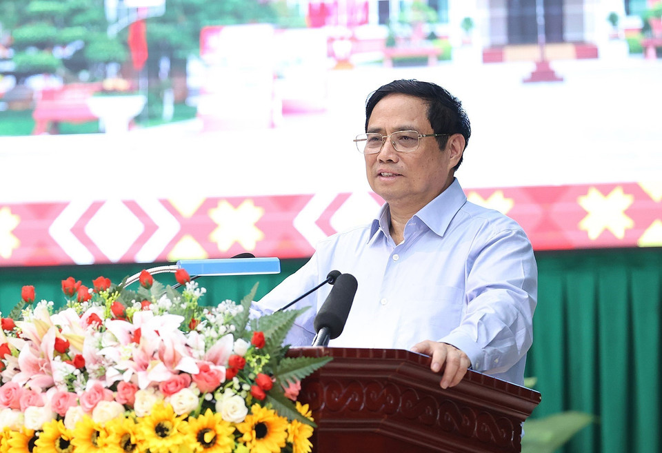 Thủ tướng Phạm Minh Chính phát biểu với cán bộ, chiến sỹ Bộ Chỉ huy Quân sự tỉnh Đắk Lắk. (Ảnh: Dương Giang/TTXVN)