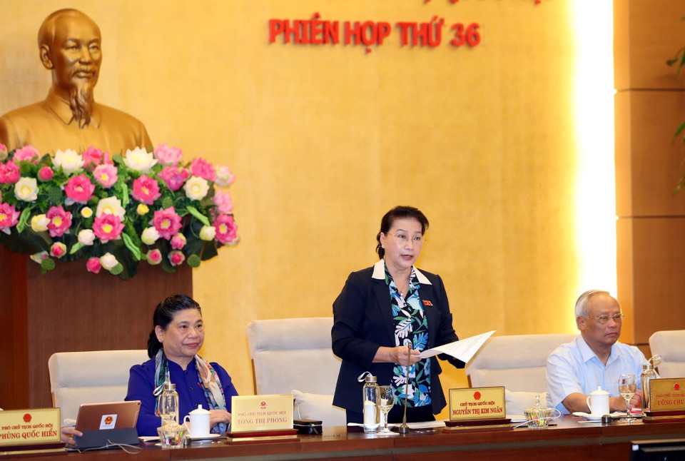 Chủ tịch Quốc hội Nguyễn Thị Kim Ngân phát biểu tại phiên họp. (Ảnh: Trọng Đức/TTXVN)