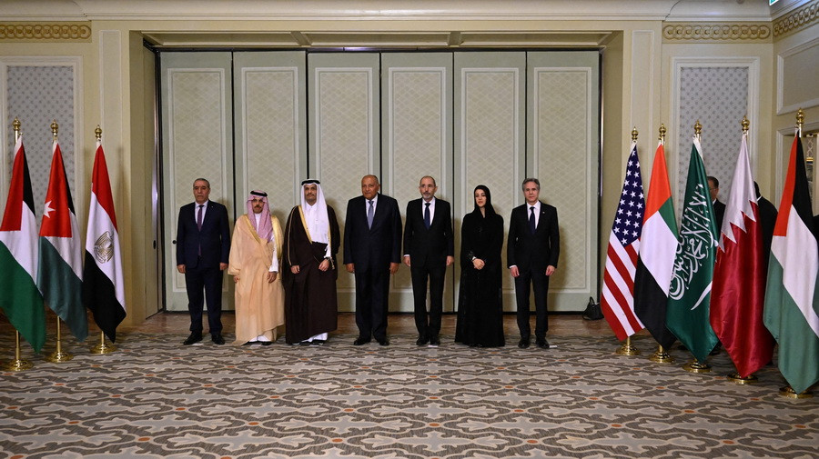 Ngày 21/3/2024, các quan chức cấp cao của 5 quốc gia Arab đã nhấn mạnh sự cấp thiết phải đảm bảo một lệnh ngừng bắn ngay lập tức và toàn diện ở Dải Gaza, tăng cường tiếp cận viện trợ nhân đạo và mở tất cả các cửa khẩu biên giới giữa Israel và Gaza. (Ảnh: AFP/TTXVN)