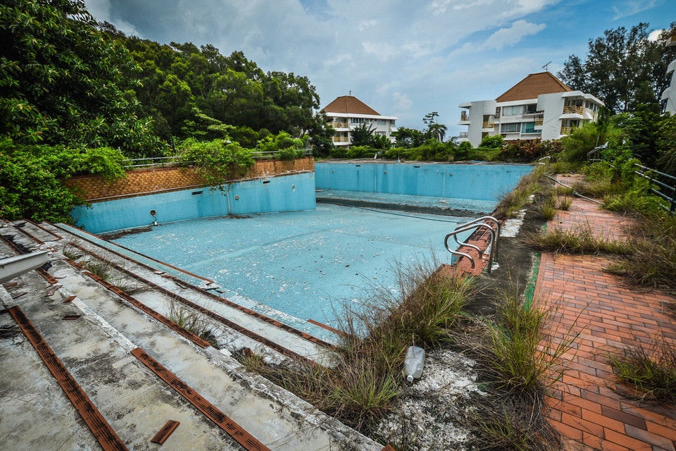 Các nhiếp ảnh gia giấu tên đã dành 6 năm trời để khám phá những địa điểm bị lãng quên tại Hong Kong. (Ảnh: HK Urbex)