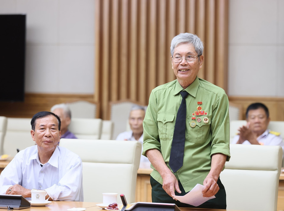 Thương binh Hoàng Xuân Phương, đại diện người có công tiêu biểu tỉnh Nam Định phát biểu. (Ảnh: Dương Giang/TTXVN)