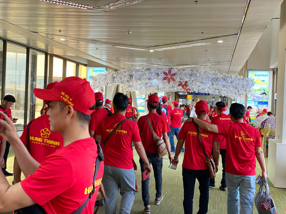 Nhiều cổ động viên sang tận Philippines để cổ vũ cho U22 Việt Nam. (Ảnh: Vietnam+)