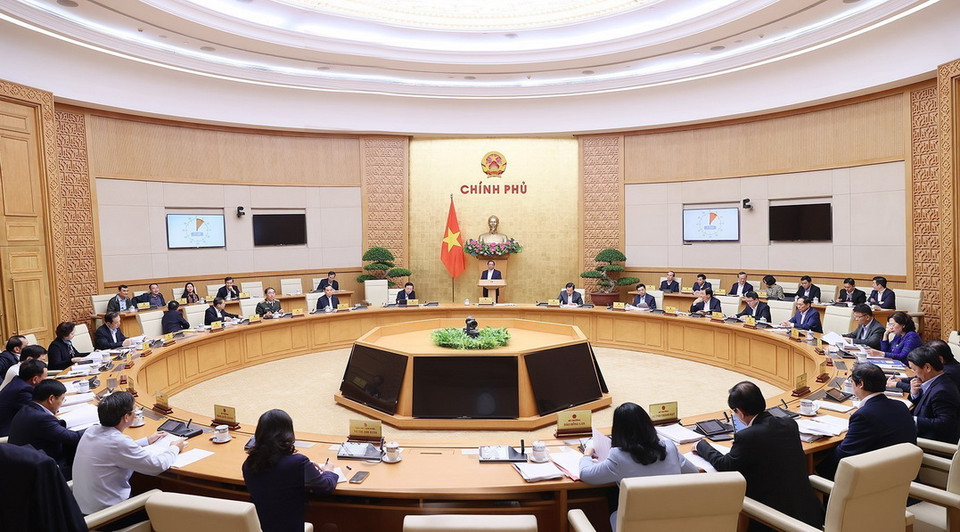 Phiên họp tập trung thảo luận về tình hình kinh tế-xã hội tháng 11 và 11 tháng; nhiệm vụ, giải pháp trọng tâm trong tháng cuối năm 2023. (Ảnh: Dương Giang/TTXVN)