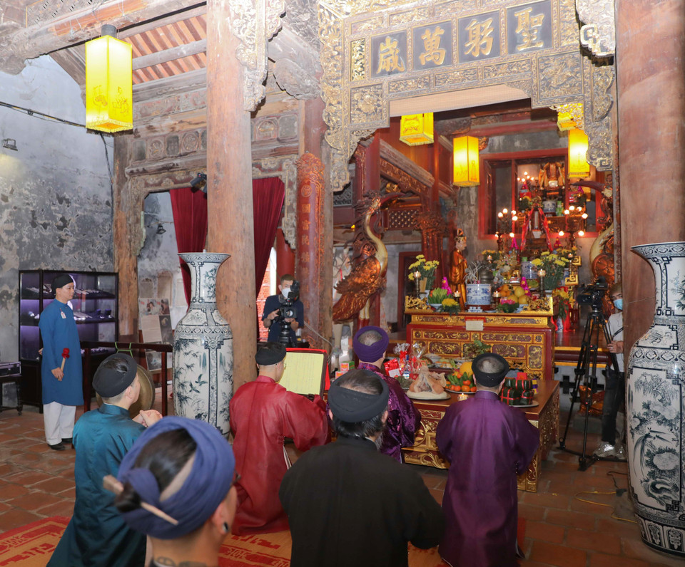 Lễ Cáo yết Thành hoàng. (Ảnh: Thanh Tùng/TTXVN)