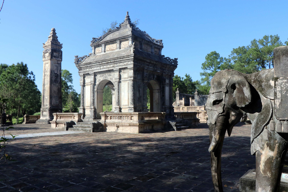 Khu Lăng mộ vua Đồng Khánh. (Ảnh: Đỗ Trưởng/TTXVN)