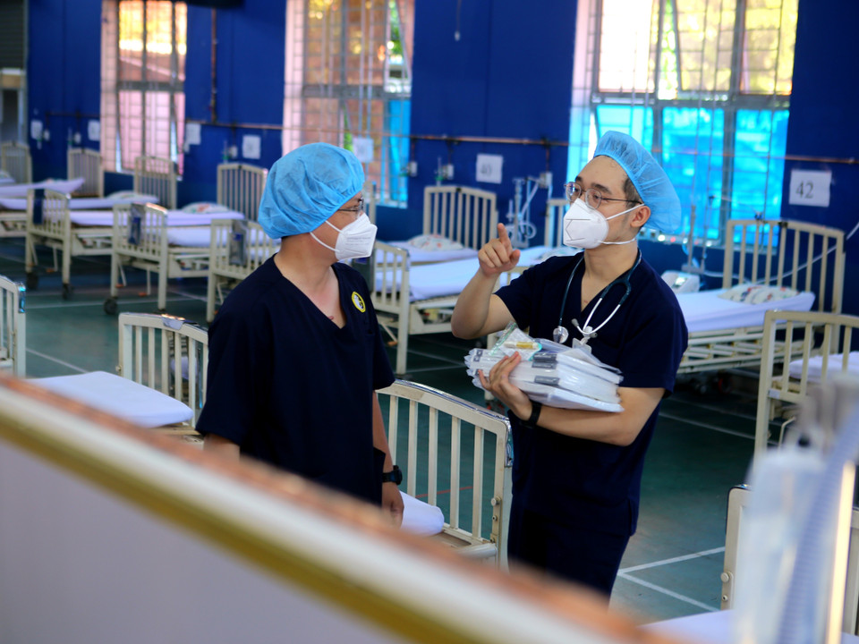 Có khoảng 250 y, bác sỹ làm nhiệm vụ tại Bệnh viện dã chiến số 01 Phú Nhuận. (Ảnh: Thành Chung/TTXVN)