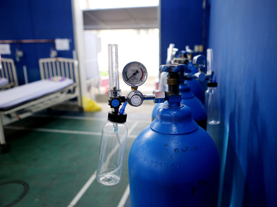 Trang thiết bị tại khu chăm sóc đặc biệt của bệnh viện. (Ảnh: Thành Chung/TTXVN)