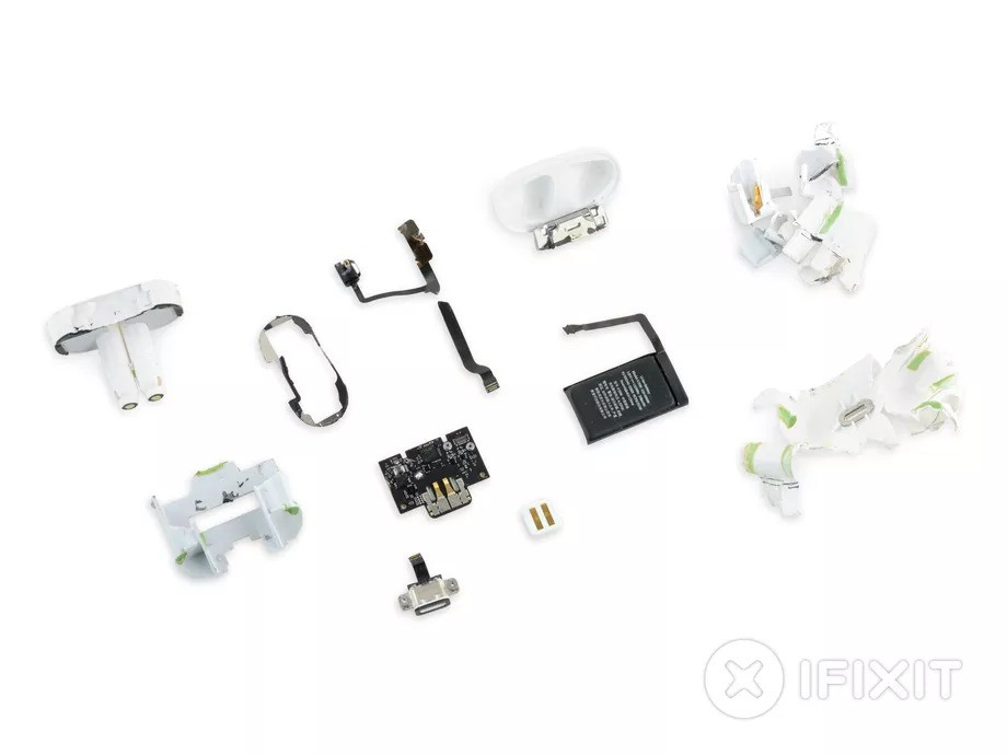Các bộ phận của Airpods Pro sau khi “banh xác”. (Ảnh: iFixit)