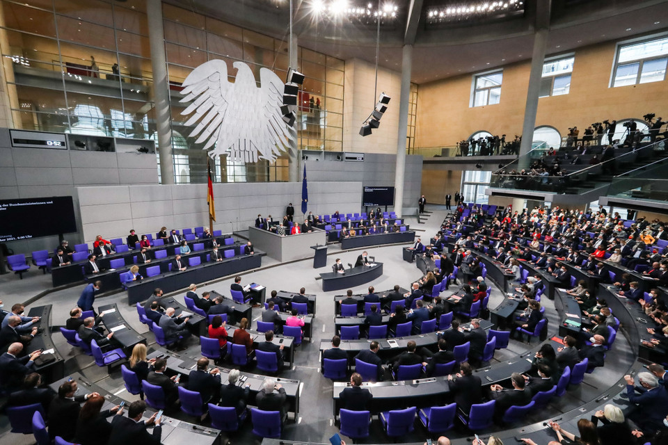 Toàn cảnh lễ tuyên thệ nhậm chức của tân Thủ tướng Đức Olaf Scholz ở Berlin ngày 8/12/2021. (Ảnh: AFP/TTXVN)