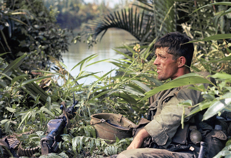 Binh sỹ Mỹ chán nản với cuộc chiến tại Việt Nam. (Ảnh: AP)