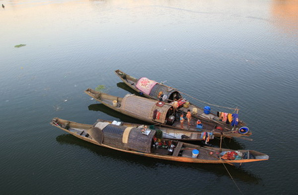 Tác phẩm “Floating Life” của tác giả Hương Phan, Giải nhất hạng mục Cuộc sống và Con người.