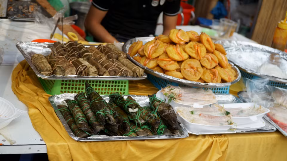 Đây cũng là dịp để giới thiệu những nét văn hóa truyền thống, du lịch đặc trưng của mỗi vùng đất tới du khách trong nước và quốc tế. (Ảnh: Vi Diệu/Vietnam+)
