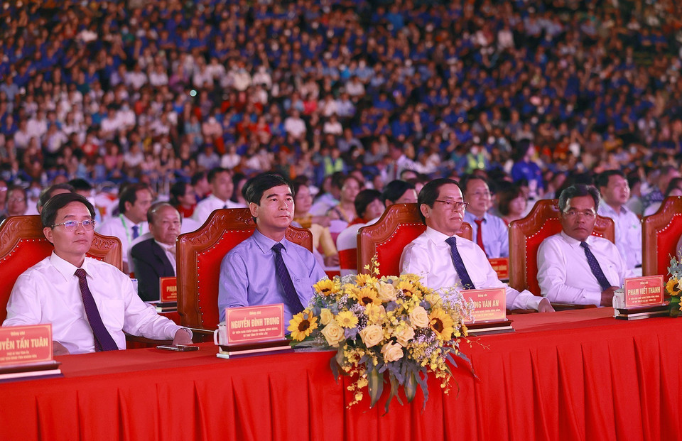 Đại biểu các địa phương tham dự Lễ kỷ niệm 370 năm xây dựng và phát triển tỉnh Khánh Hòa. (Ảnh: Dương Giang/TTXVN)