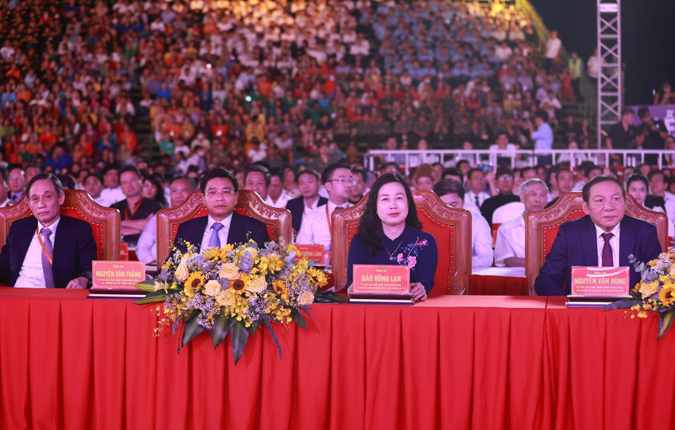 Các địa biểu dự Lễ kỷ niệm 370 năm xây dựng và phát triển tỉnh Khánh Hòa. (Ảnh: Dương Giang/TTXVN)