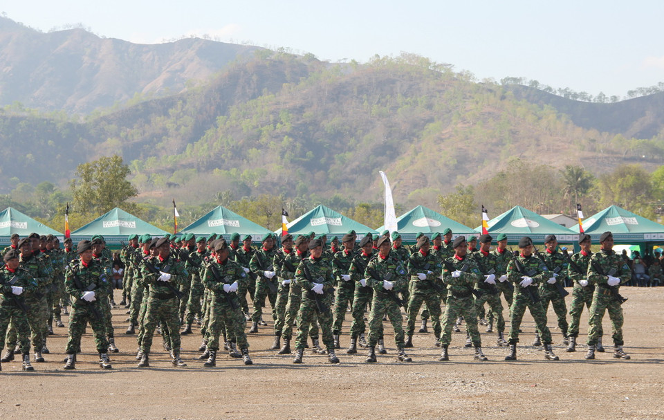 Hàng nghìn thành viên các lực lượng vũ trang của Timor Leste tham gia buổi lễ. (Ảnh: Trung Sơn/Vietnam+)