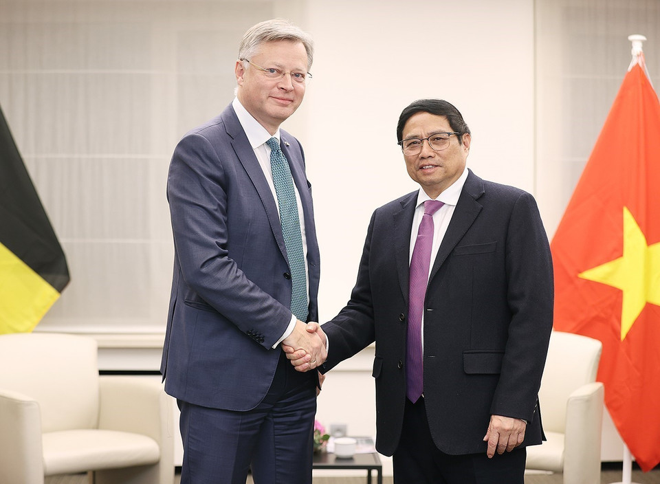 Thủ tướng Phạm Minh Chính tiếp Giám đốc Công ty Brussels Airport Piet Demunter. (Ảnh: Dương Giang/TTXVN)