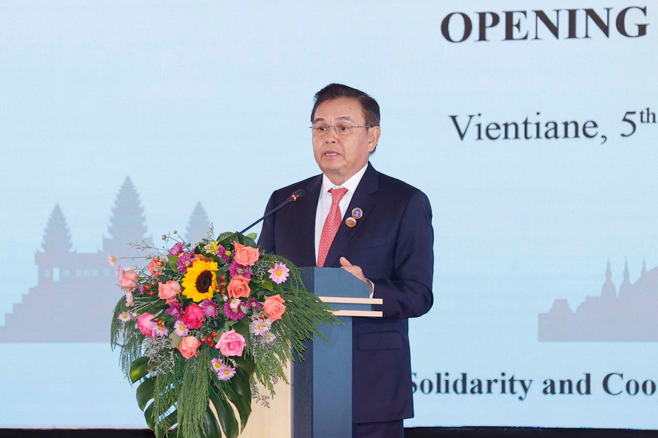 Chủ tịch Quốc hội Lào Saysomphone Phomvihane phát biểu. (Ảnh: Doãn Tấn/TTXVN)