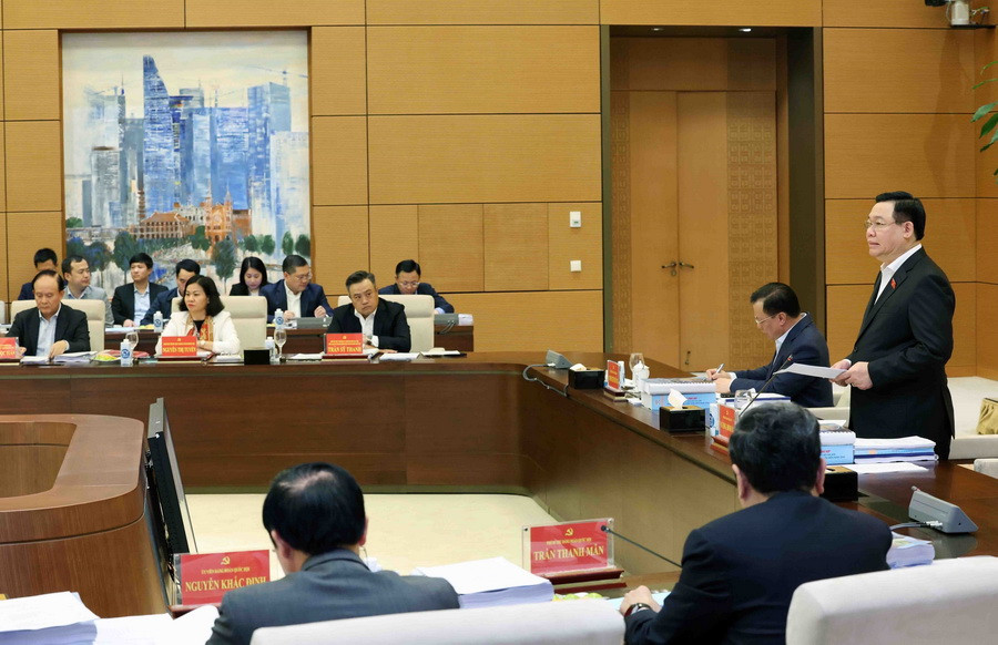 Đảng đoàn Quốc hội làm việc với Ban Thường vụ Thành uỷ Hà Nội về Dự án Luật Thủ đô (sửa đổi); Quy hoạch Thủ đô Hà Nội thời kỳ 2021-2030, tầm nhìn đến năm 2050 và Đồ án điều chỉnh Quy hoạch chung Thủ đô Hà Nội đến năm 2045, tầm nhìn đến 2065. (Ảnh: Nhan Sáng/TTXVN)