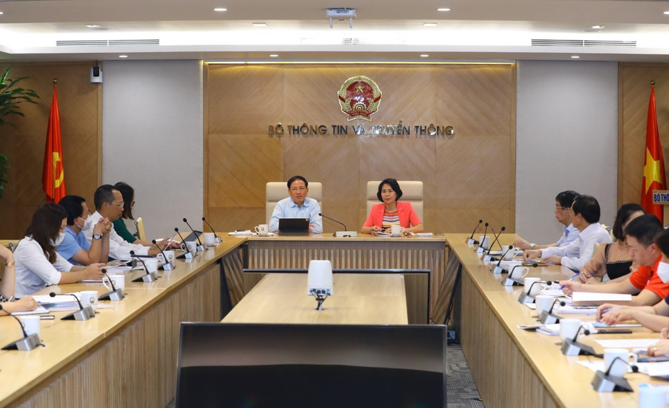 Sáng 6/5/2022, tại Hà Nội, Thứ trưởng Bộ Thông tin và Truyền thông Phạm Anh Tuấn, Trưởng Tiểu ban Thông tin-Truyền thông SEA Games 31 chủ trì cuộc họp rà soát công tác chuẩn bị trước khi diễn ra các nội dung thi đấu. (Ảnh: Văn Điệp/TTXVN)