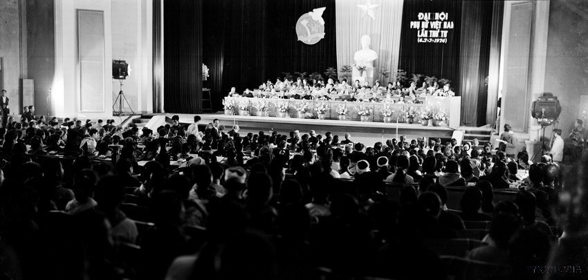 Đại hội đại biểu Phụ nữ toàn quốc lần thứ IV diễn ra từ ngày 4-7/3/1974 tại Thủ đô Hà Nội. (Ảnh: TTXVN)