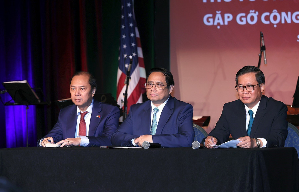 Thủ tướng Phạm Minh Chính gặp đại diện Cộng đồng Người Việt Nam tại Hoa Kỳ. (Ảnh: Dương Giang/TTXVN)