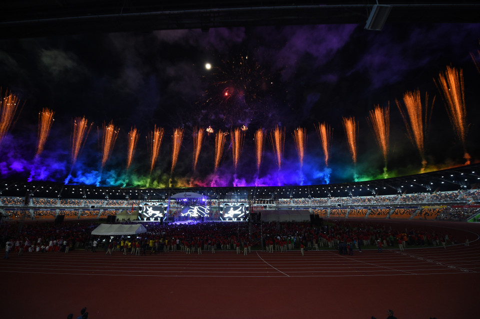 Màn pháo hoa tại lễ bế mạc SEA Games 30 ở thành phố New Clark. (Ảnh: AFP/TTXVN)
