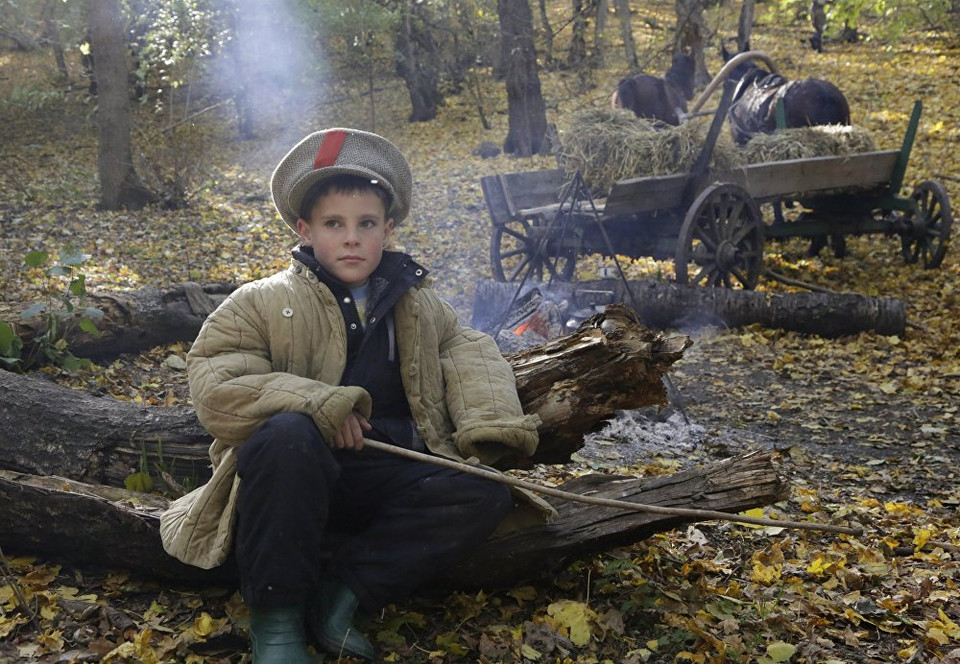 Đây là dịp để giới trẻ ghi nhớ trang lịch sử hào hùng của dân tộc. (Ảnh: Sputnik)