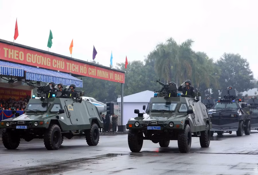 Các phương tiện tham gia diễn tập tại buổi lễ. (Ảnh: Phạm Kiên/TTXVN)