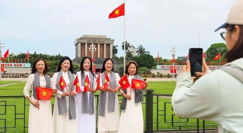Người dân Thủ đô chọn du lịch tại chỗ trong dịp lễ