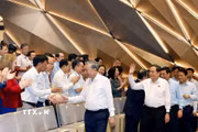 Tối 9/4, tại Nhà hát Hồ Gươm (Hà Nội), Tổng Bí thư, Chủ tịch nước Tô Lâm, Chủ tịch Quốc hội Trần Thanh Mẫn cùng các đồng chí lãnh đạo Đảng, Nhà nước dự Chương trình nghệ thuật "Tổ quốc trong tim," chào mừng thành công Cuộc bầu cử Đại biểu Quốc hội khoá XVI và Đại biểu Hội đồng nhân dân các cấp nhiệm kỳ 2026 - 2031 và Kỳ họp thứ Nhất, Quốc hội khóa XVI. (Ảnh: Thống Nhất/TTXVN)