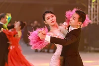 Chương trình gây ấn tượng không chỉ bởi quy mô mà còn bởi ngôn ngữ hình thể tinh tế, giàu cảm xúc. (Ảnh: PV/Vietnam+)