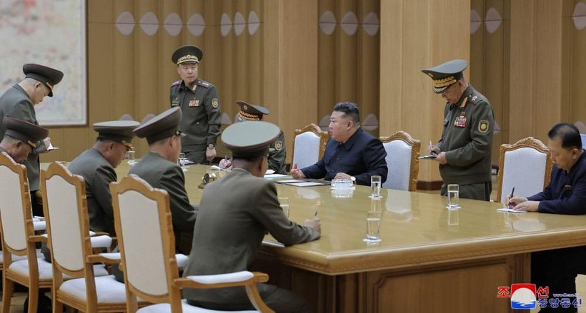 Cuộc họp của nhà lãnh đạo Triều Tiên Kim Jong-Un ngày 15/10. (Ảnh: KCNA)