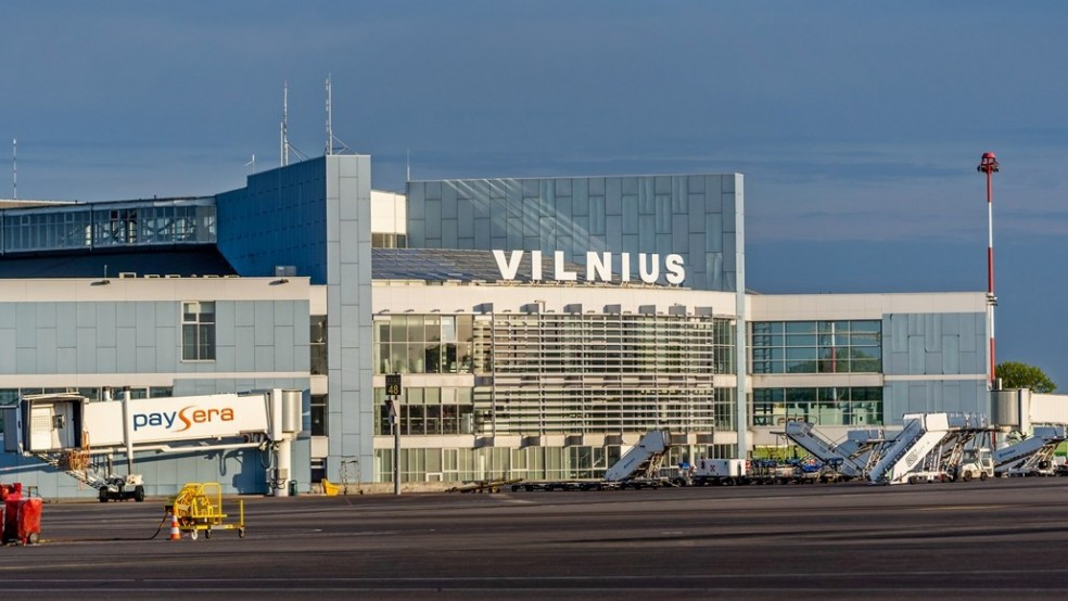 Sân bay Vilnius tạm ngưng do vật thể bay nghi ngờ gây rối loạn | Vietnam+  (VietnamPlus)
