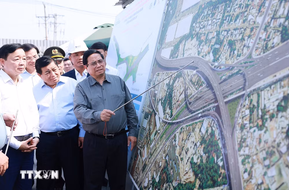 ttxvn-ttxvnl-thu-tuong-pham-minh-chinh-kiem-tra-du-an-duong-vanh-dai-3-tp-ho-chi-minh-doan-qua-tinh-binh-duong-7834252-1.jpg