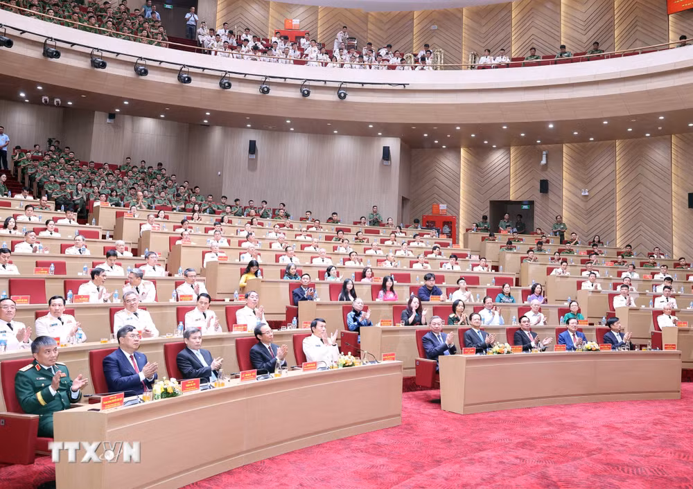 ttxvn-tong-bi-thu-to-lam-du-le-truy-tang-danh-hieu-anh-hung-llvtnd-cho-thuong-tuong-bui-thien-ngo-8246622-4.jpg