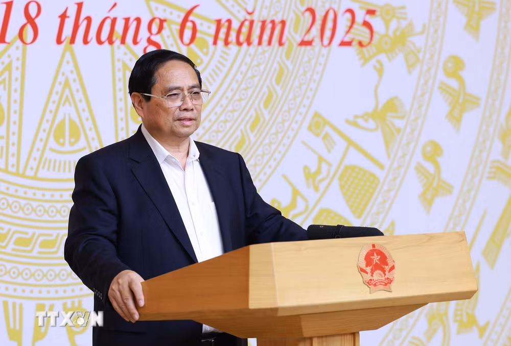 ttxvn-thu-tuong-pham-minh-chinh-chu-tri-hoi-nghi-ve-cong-tac-to-chuc-ky-thi-thot-nghiep-thpt-nam-2025-8099056-5.jpg